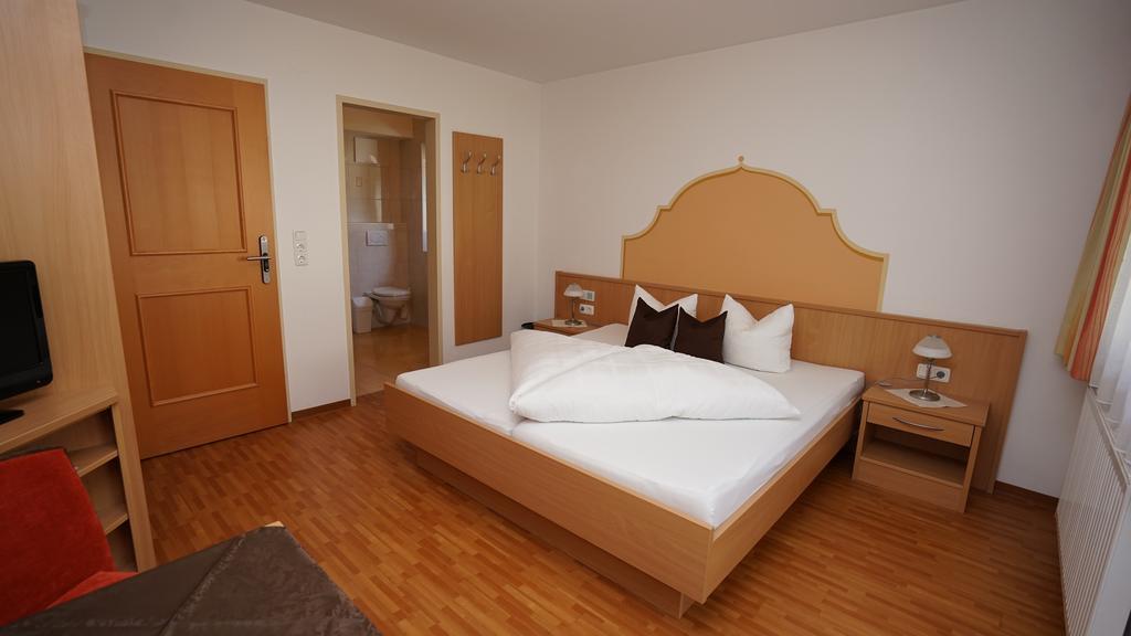 Appartements Rosa Mayrhofen Room photo